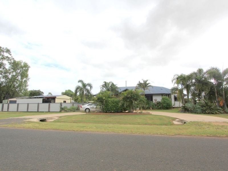 1 Russlayton Drive, Emerald QLD 4720