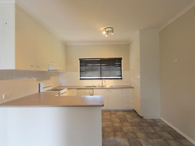 1 Eric Court, Emerald QLD 4720