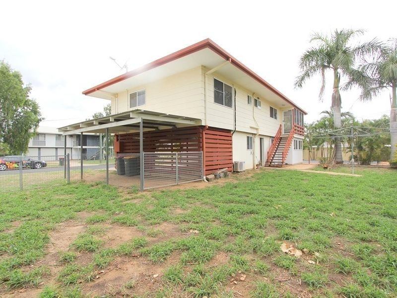1 Eric Court, Emerald QLD 4720