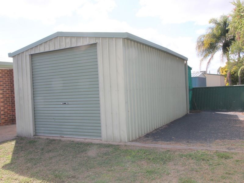 57 Staal Cr, Emerald QLD 4720