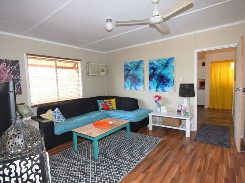 18 White Street, Emerald QLD 4720