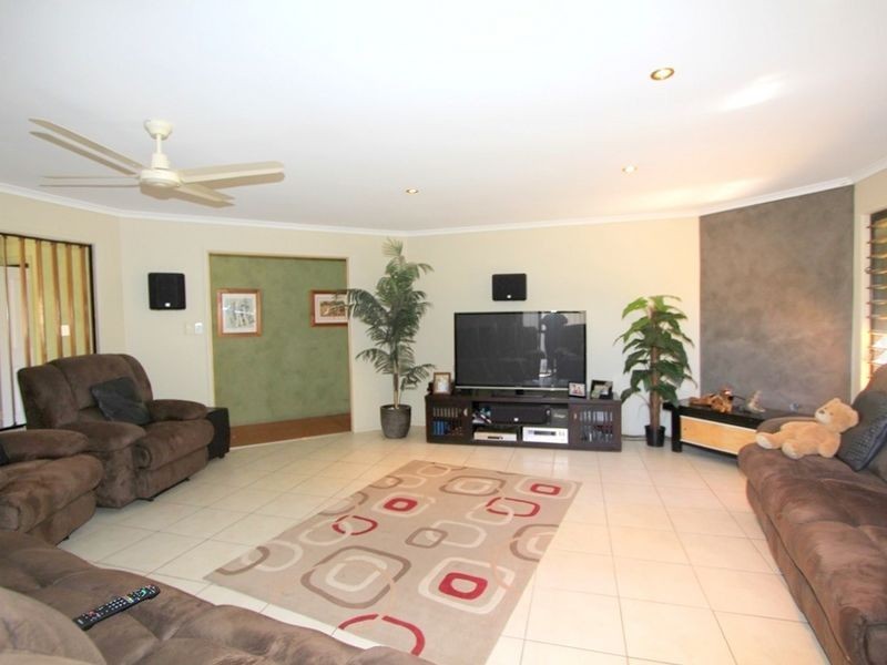 9 Waldby Court, Emerald QLD 4720