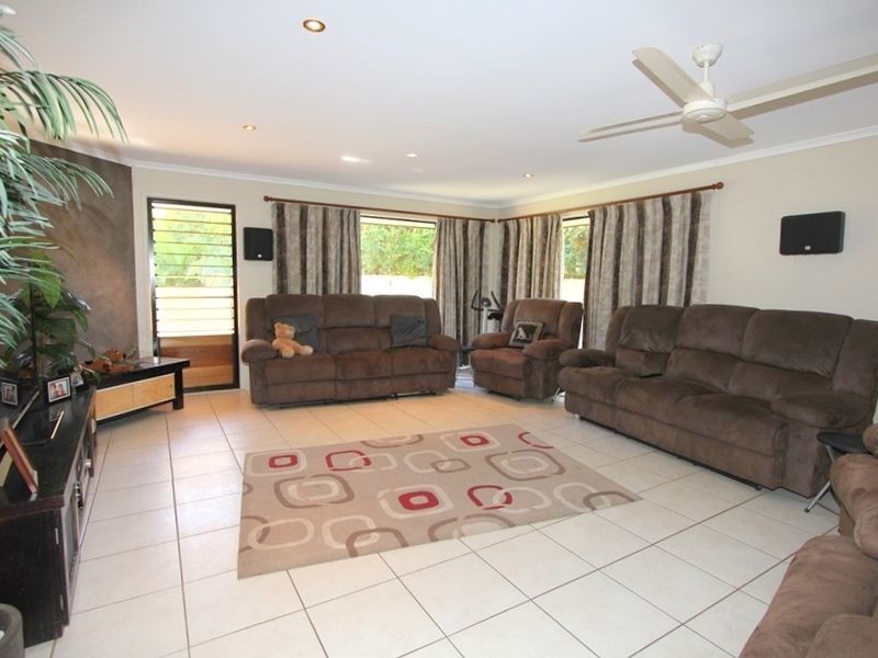 9 Waldby Court, Emerald QLD 4720