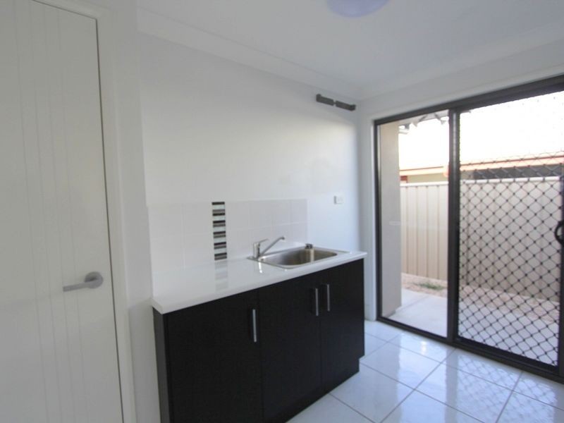 5 Sewell Street, Emerald QLD 4720