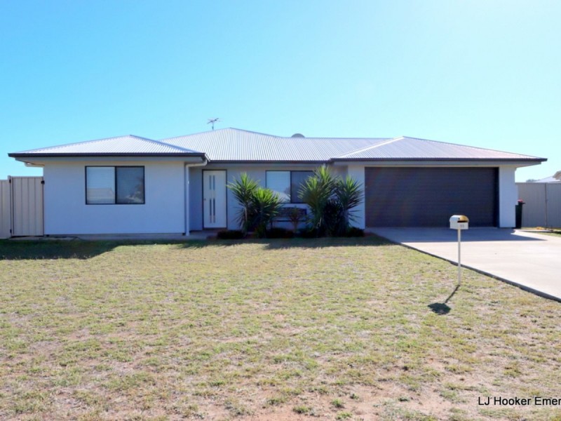 11 Singleton Crt, Emerald QLD 4720