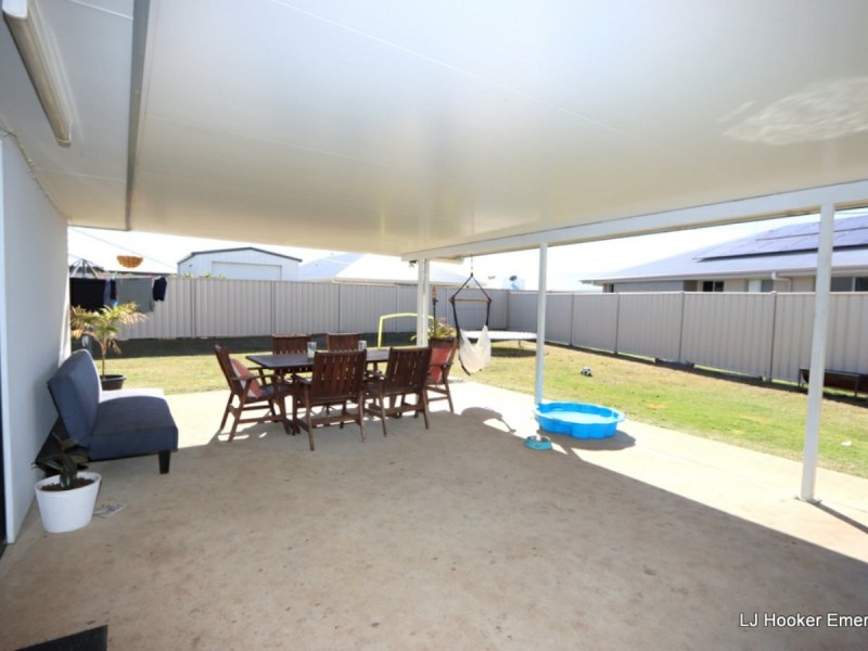 11 Singleton Crt, Emerald QLD 4720