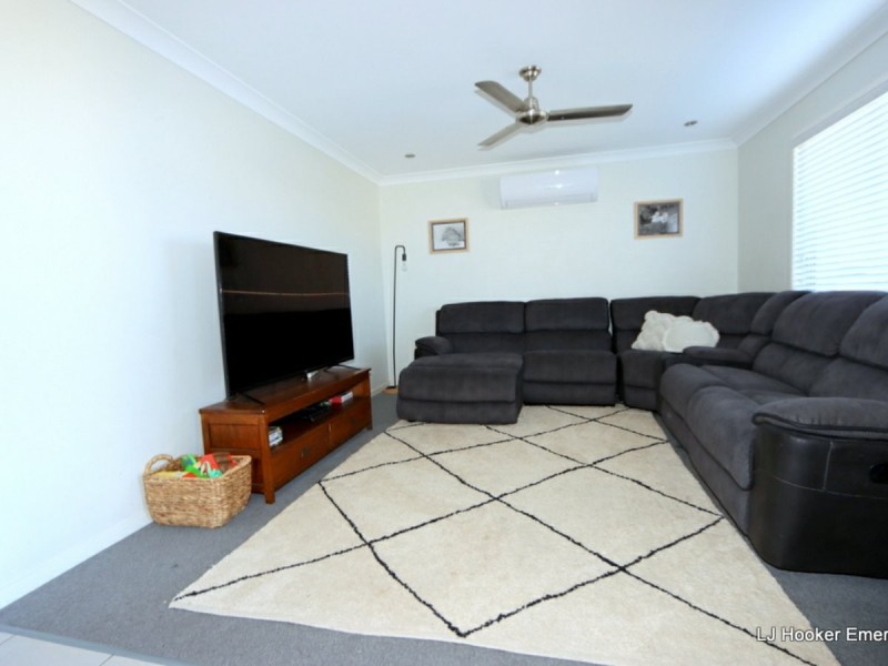 11 Singleton Crt, Emerald QLD 4720