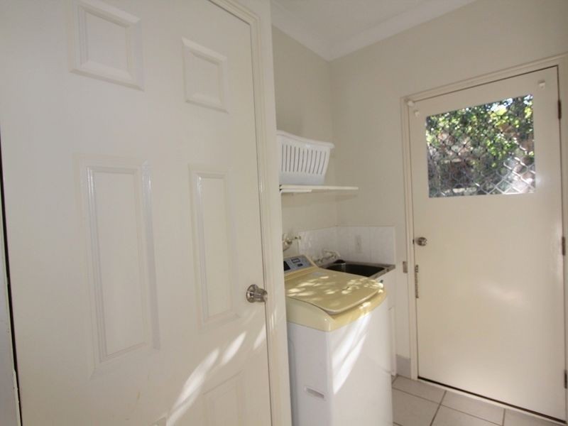 2 Poinciana Drive, Emerald QLD 4720