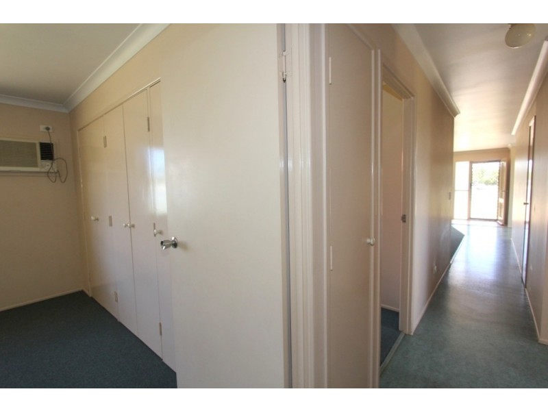 6 Frank Bell Street, Emerald QLD 4720