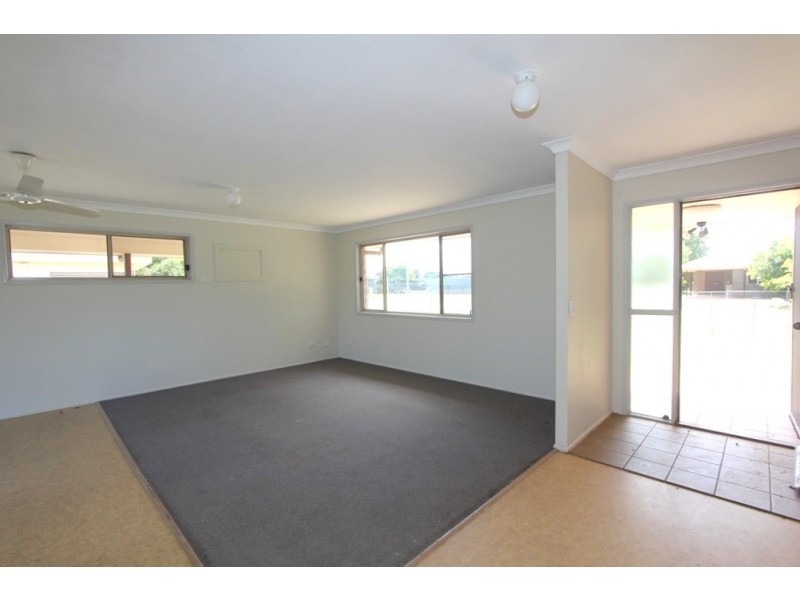 11 Frank Bell Street, Emerald QLD 4720