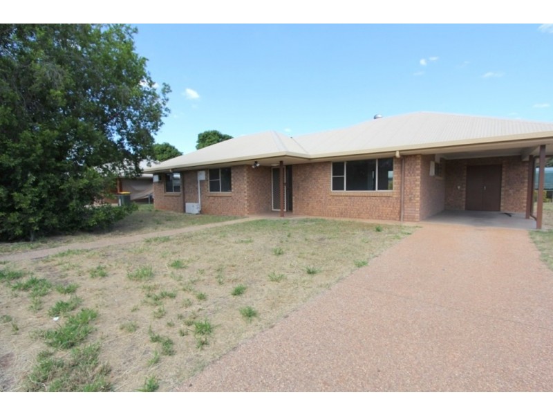 11 Frank Bell Street, Emerald QLD 4720
