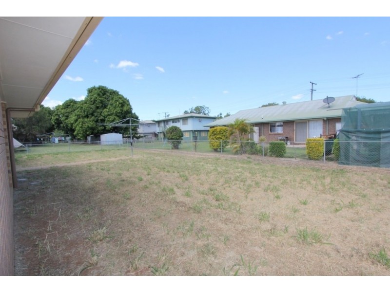 11 Frank Bell Street, Emerald QLD 4720