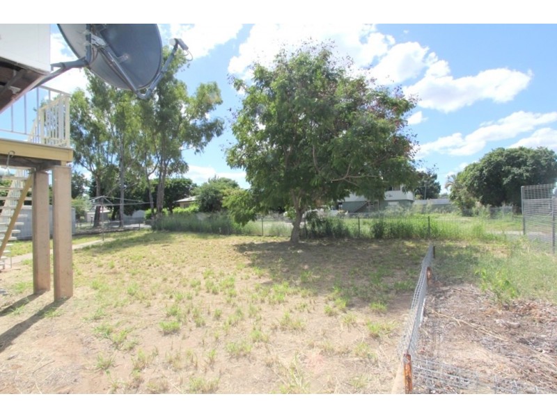 26 Lorraway Street, Emerald QLD 4720