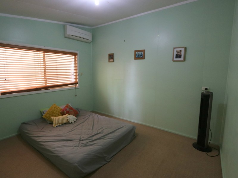 32 Retro Street, Emerald QLD 4720