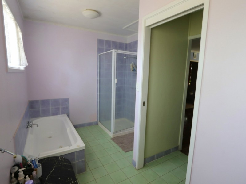 32 Retro Street, Emerald QLD 4720