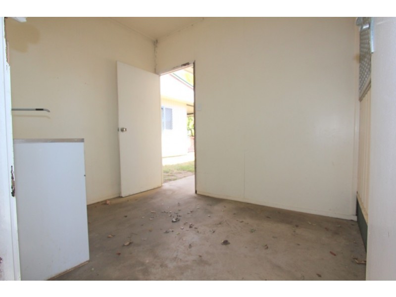 Unit 1/31 Church Lane, Emerald QLD 4720