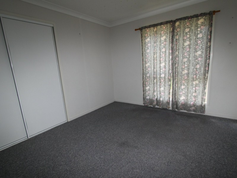 38 Crinum Cresent, Emerald QLD 4720