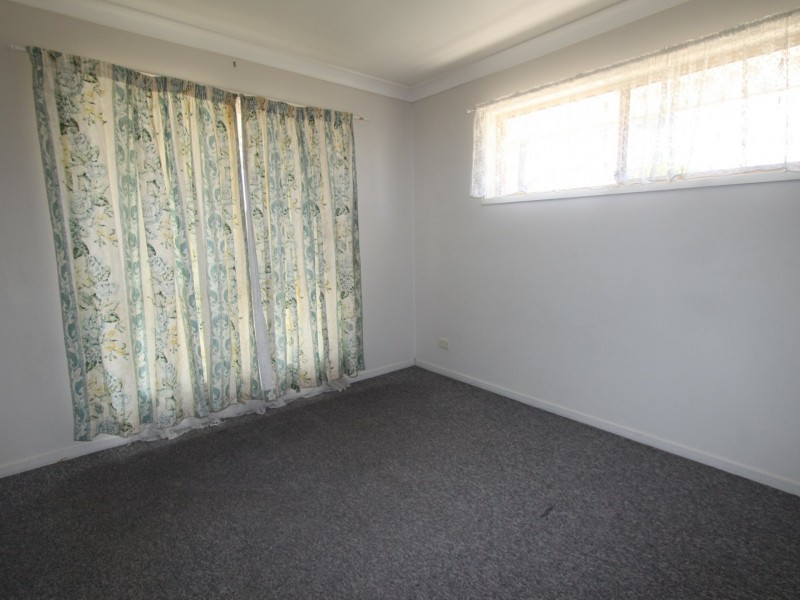 38 Crinum Cresent, Emerald QLD 4720