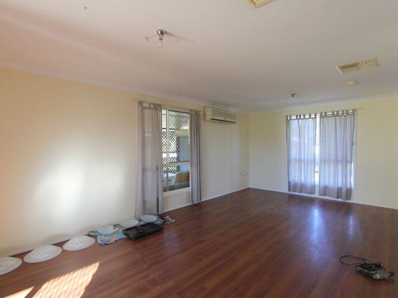 23 Crinum Crescent, Emerald QLD 4720