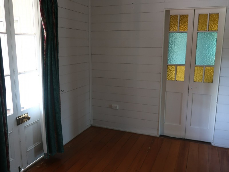 34 Retro St, Emerald QLD 4720