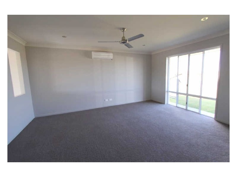 42 Mayfair Drive, Emerald QLD 4720