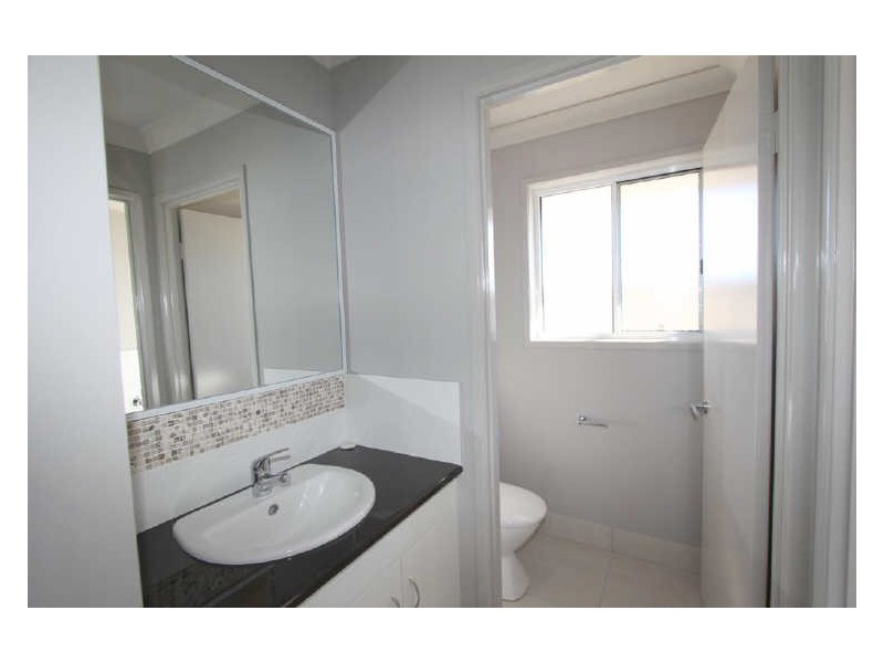 42 Mayfair Drive, Emerald QLD 4720