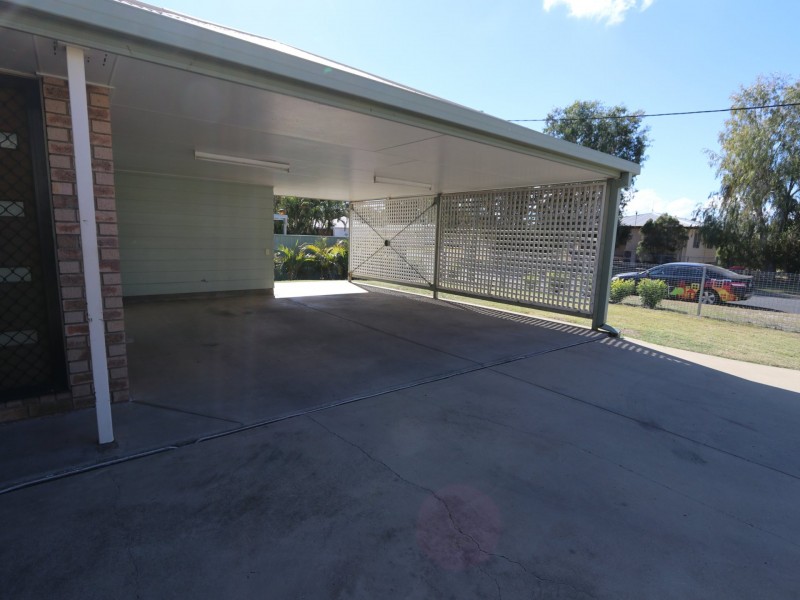 24 Jacqueline Drive, Emerald QLD 4720