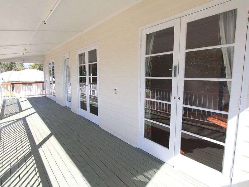 7 Edwards Place, Emerald QLD 4720