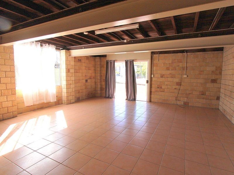 7 Edwards Place, Emerald QLD 4720