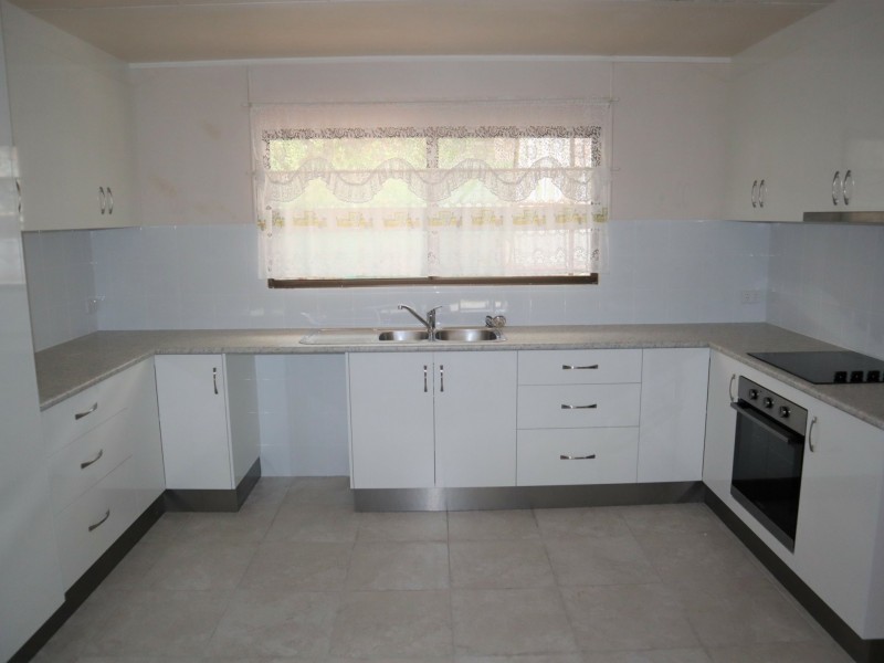 1 Harris Street, Emerald QLD 4720