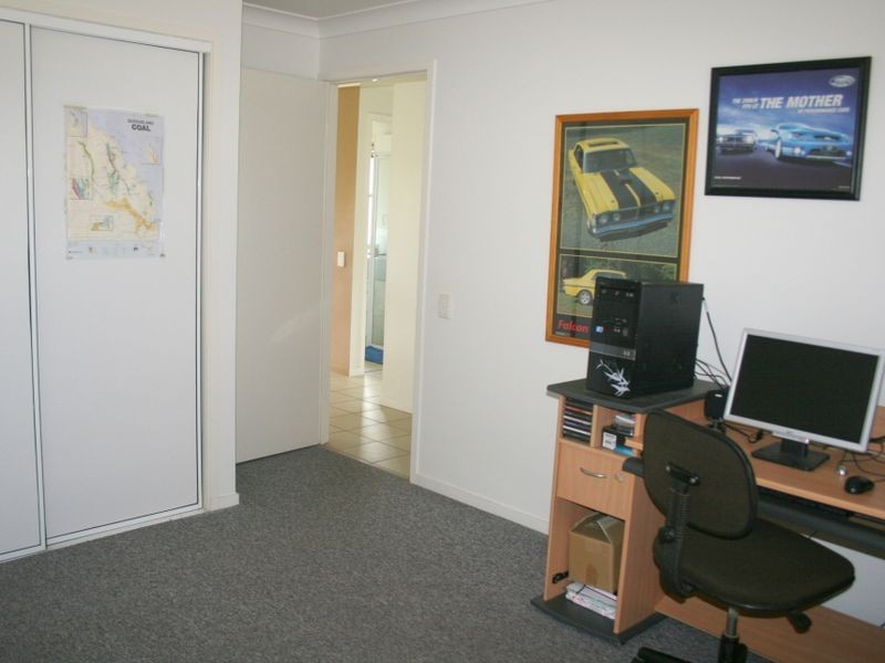 5 Chalmers Crescent, Emerald QLD 4720