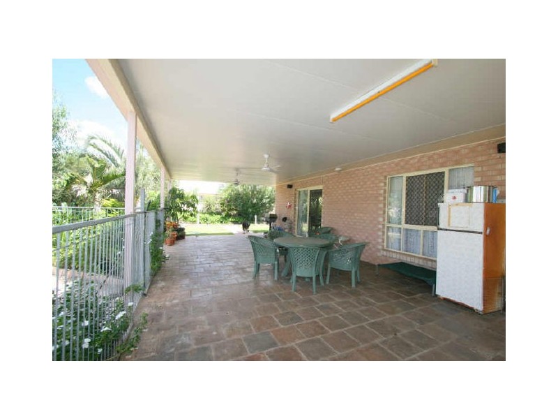 24 Quinn Street, Emerald QLD 4720