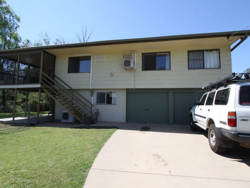 6 Green Grove, Emerald QLD 4720