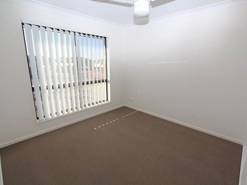 11 Mitchell Street, Emerald QLD 4720