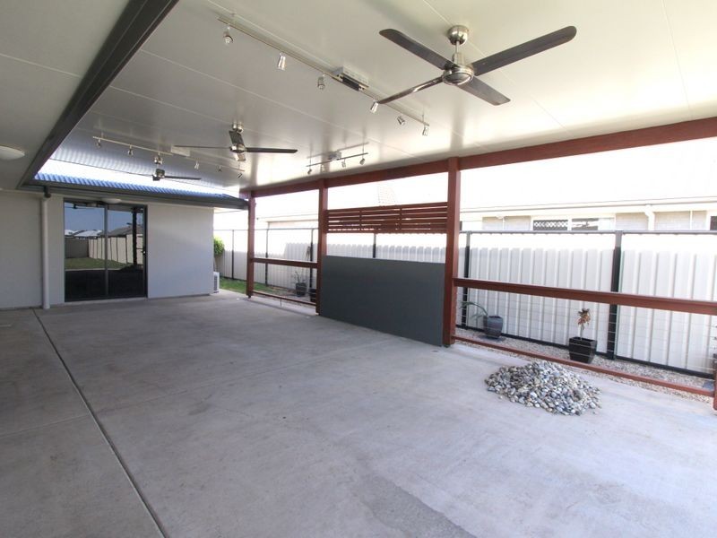 77 Mayfair Drive, Emerald QLD 4720