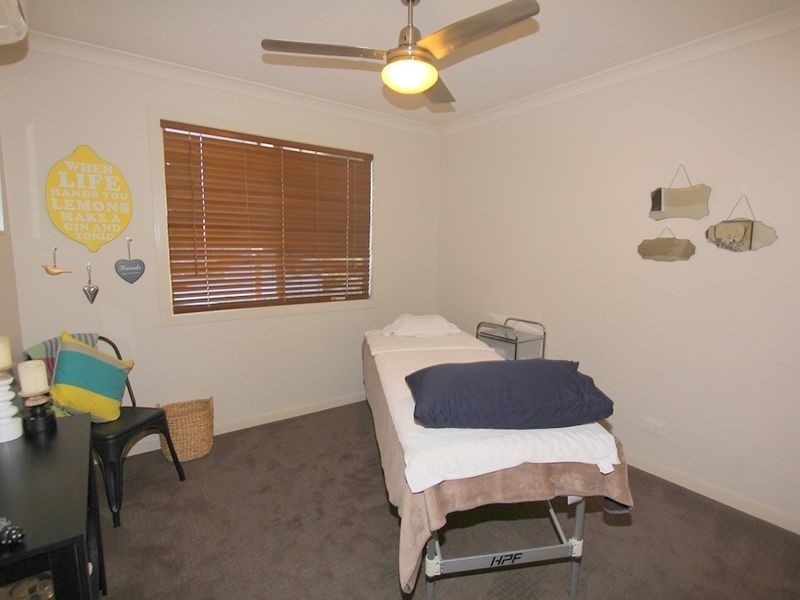 Unit 2/30 Riverview Street, Emerald QLD 4720