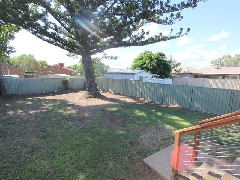 Unit 2/30 Riverview Street, Emerald QLD 4720