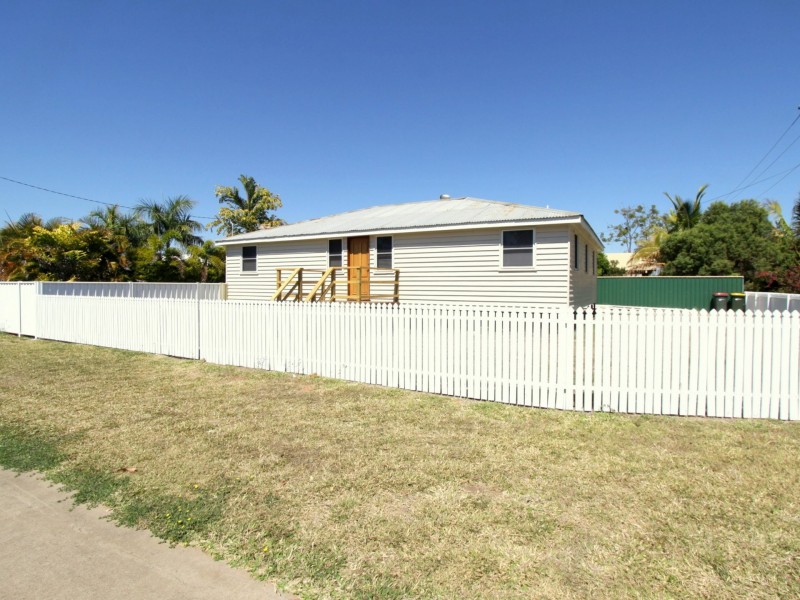 13 White Street, Emerald QLD 4720