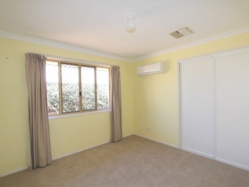 59 Crinum Crescent, Emerald QLD 4720