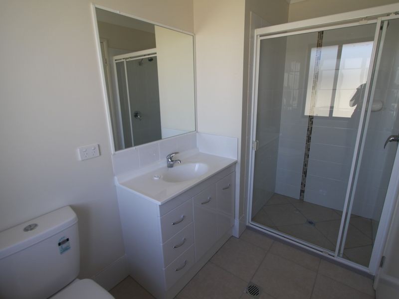 54 Mayfair Drive, Emerald QLD 4720