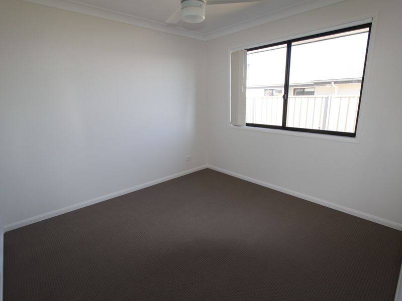 54 Mayfair Drive, Emerald QLD 4720