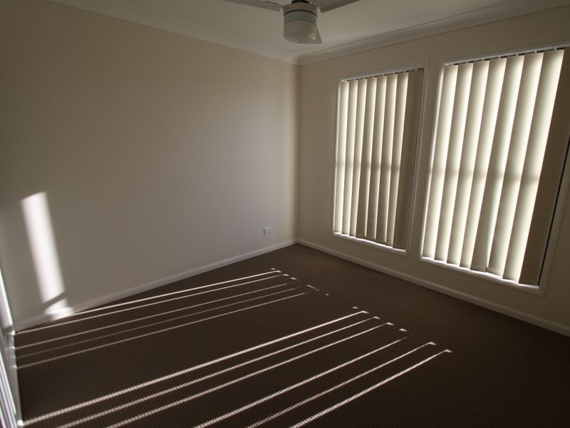 54 Mayfair Drive, Emerald QLD 4720