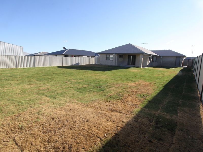 54 Mayfair Drive, Emerald QLD 4720