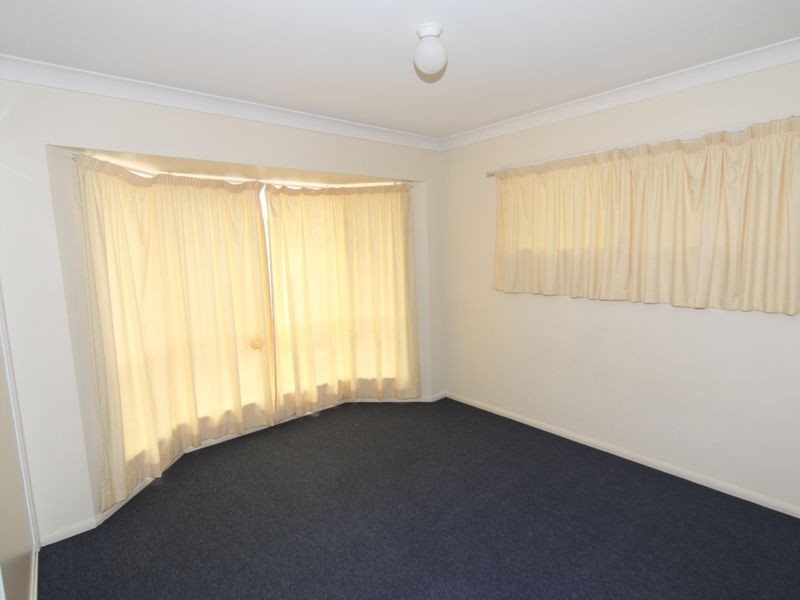 2/222 Borilla Street, Emerald QLD 4720