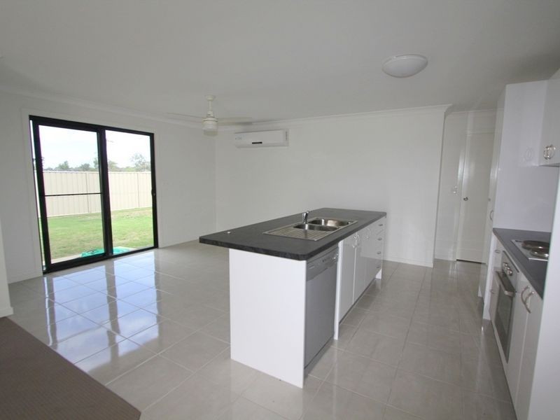 9 Newman Drive, Emerald QLD 4720
