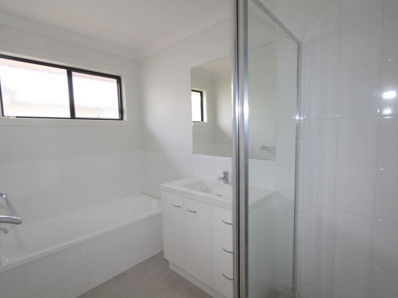 9 Newman Drive, Emerald QLD 4720