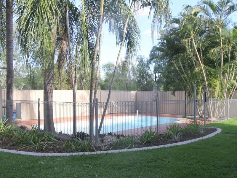 7 Thomas Place, Emerald QLD 4720