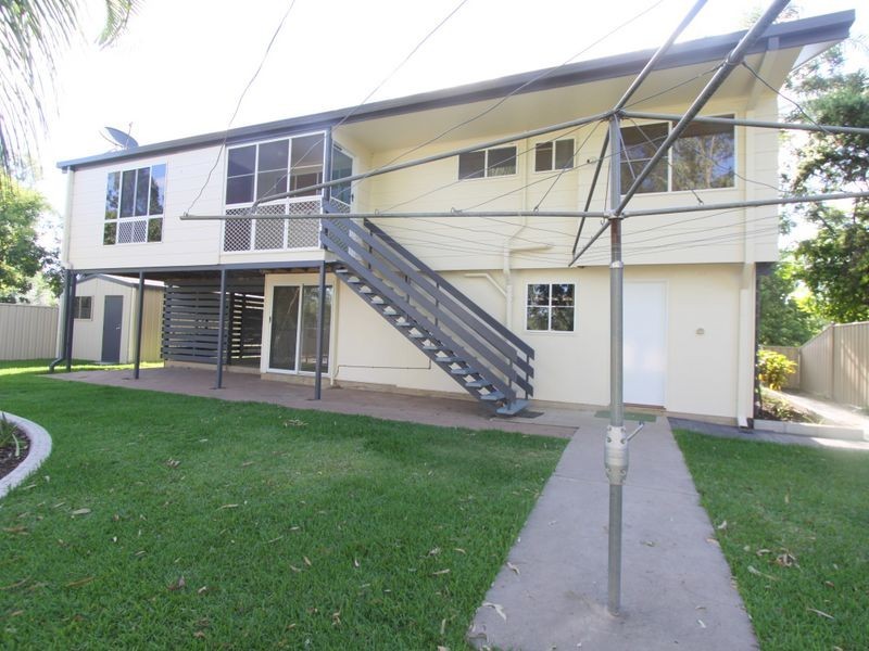 7 Thomas Place, Emerald QLD 4720