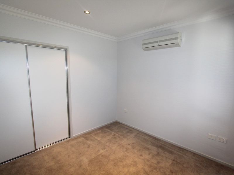 8 Desgrand Street, Emerald QLD 4720