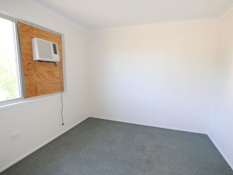 57 Roberts St, Emerald QLD 4720